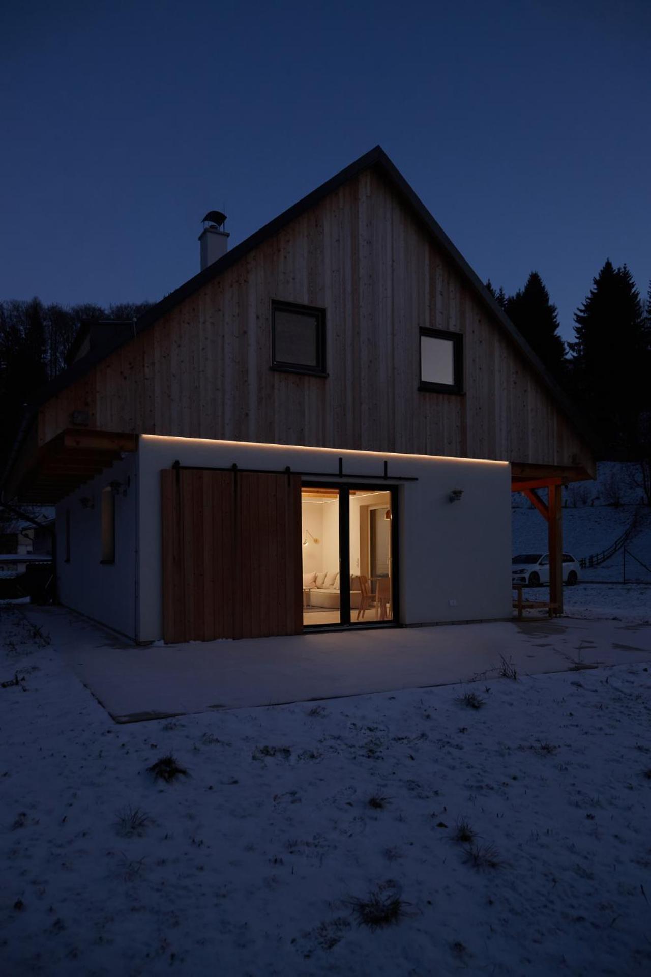 Holiday home Romantic Methuya, Private Outdoor Sauna Included